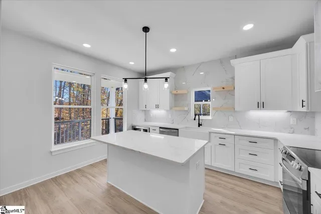 $299,000 | 120 Lyman Avenue, Duncan, SC 29334