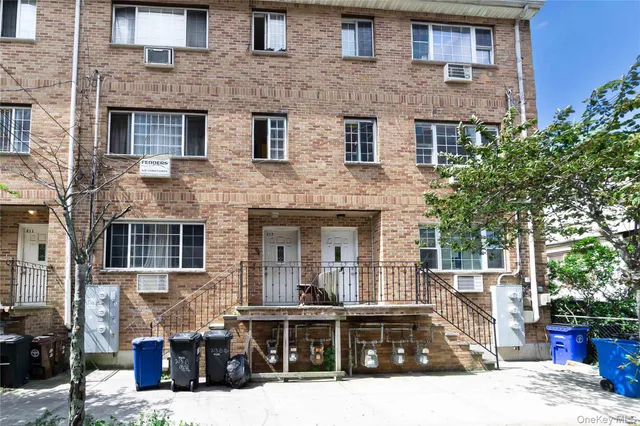 $1,299,000 | 2-15 Beach 96th Street | Rockaway Beach