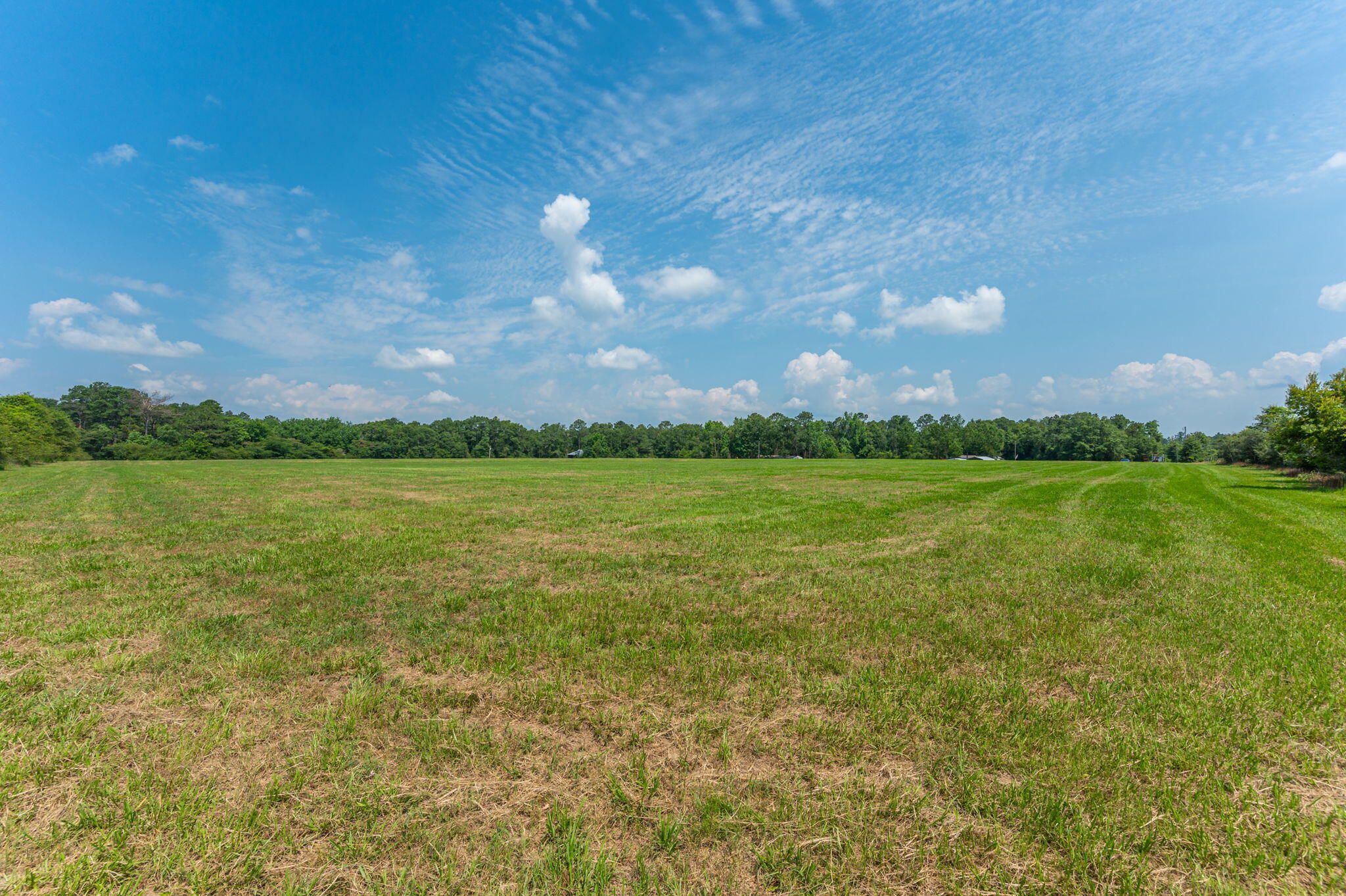 283 South Suttles Road DeFuniak Springs, FL 32433 - Photo 4 of 16 13-web-or-mls-283 S Suttles Dr Exterior-