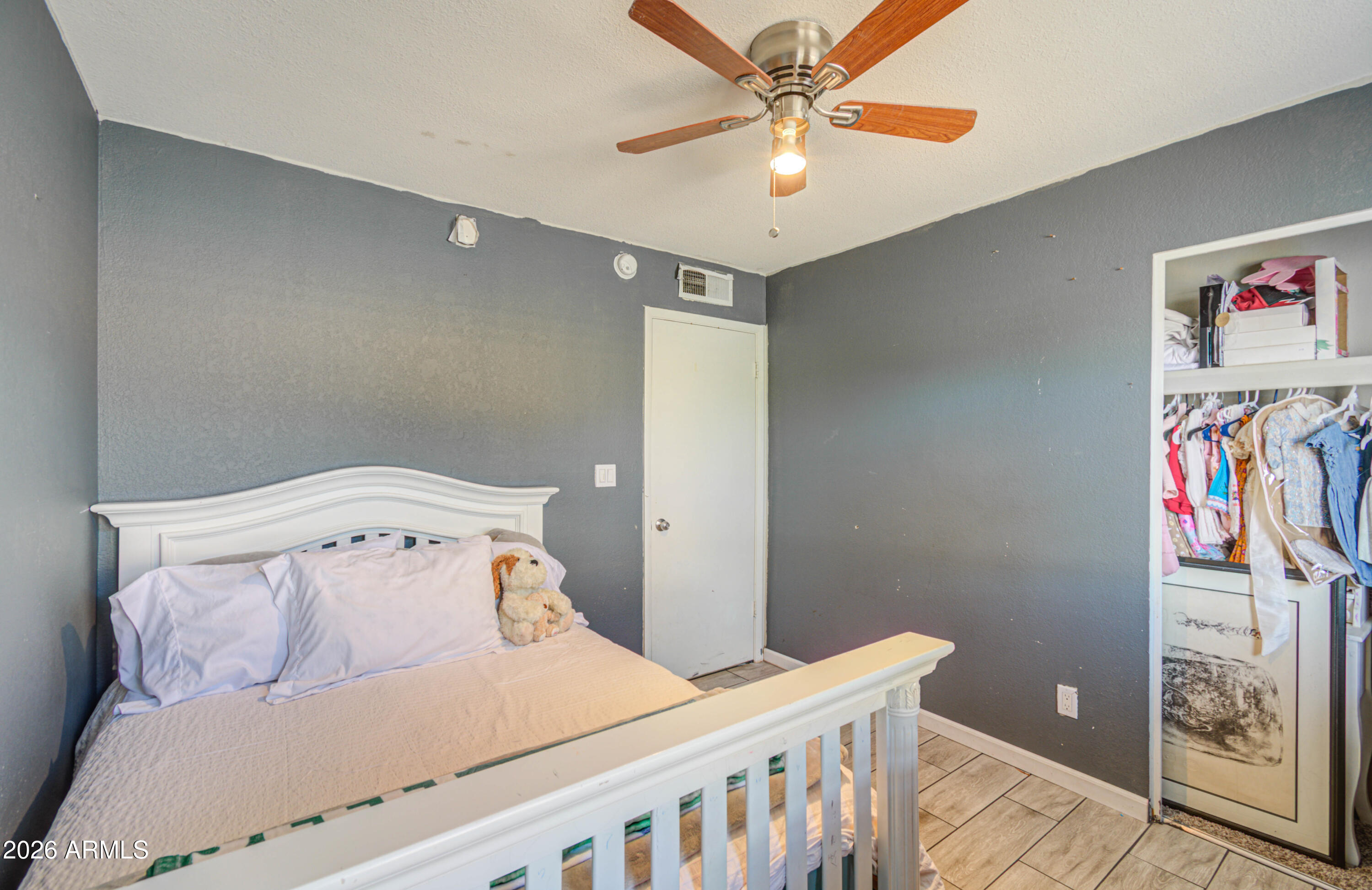 7530 West Roma Avenue Phoenix, AZ 85033 - Photo 31 of 40 Bedroom 3 pic 2