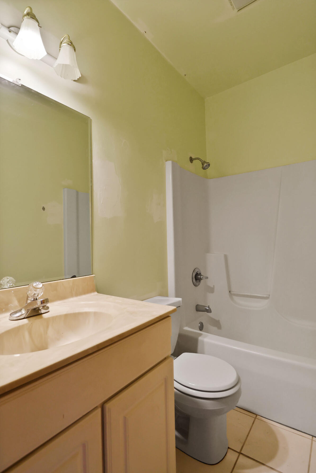 2829 Cheryl Street Portage, IN 46368 - Photo 14 of 18 1335x2000