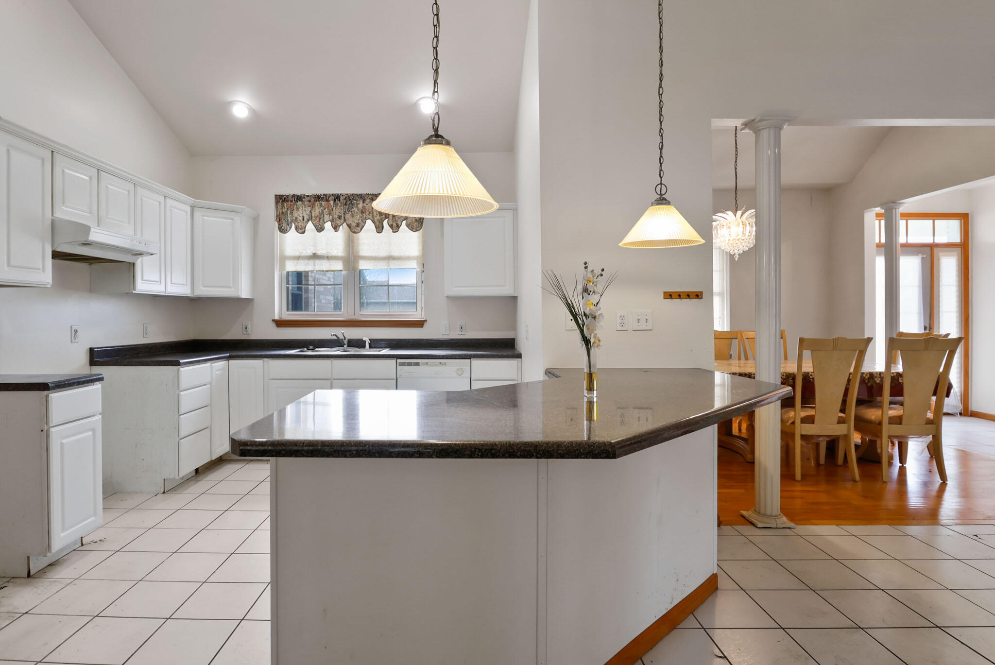 2829 Cheryl Street Portage, IN 46368 - Photo 2 of 18 2048x1369