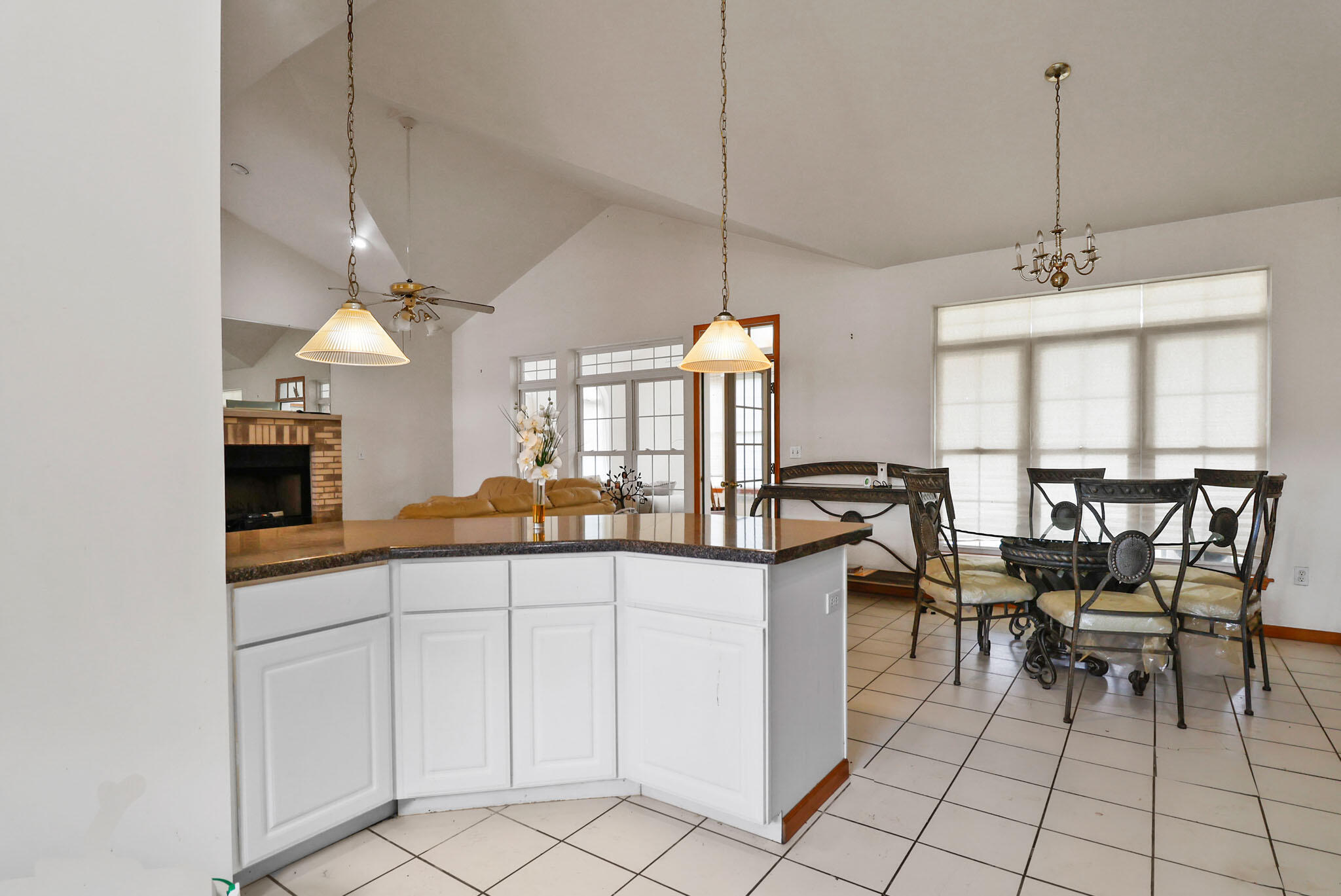 2829 Cheryl Street Portage, IN 46368 - Photo 3 of 18 2048x1369