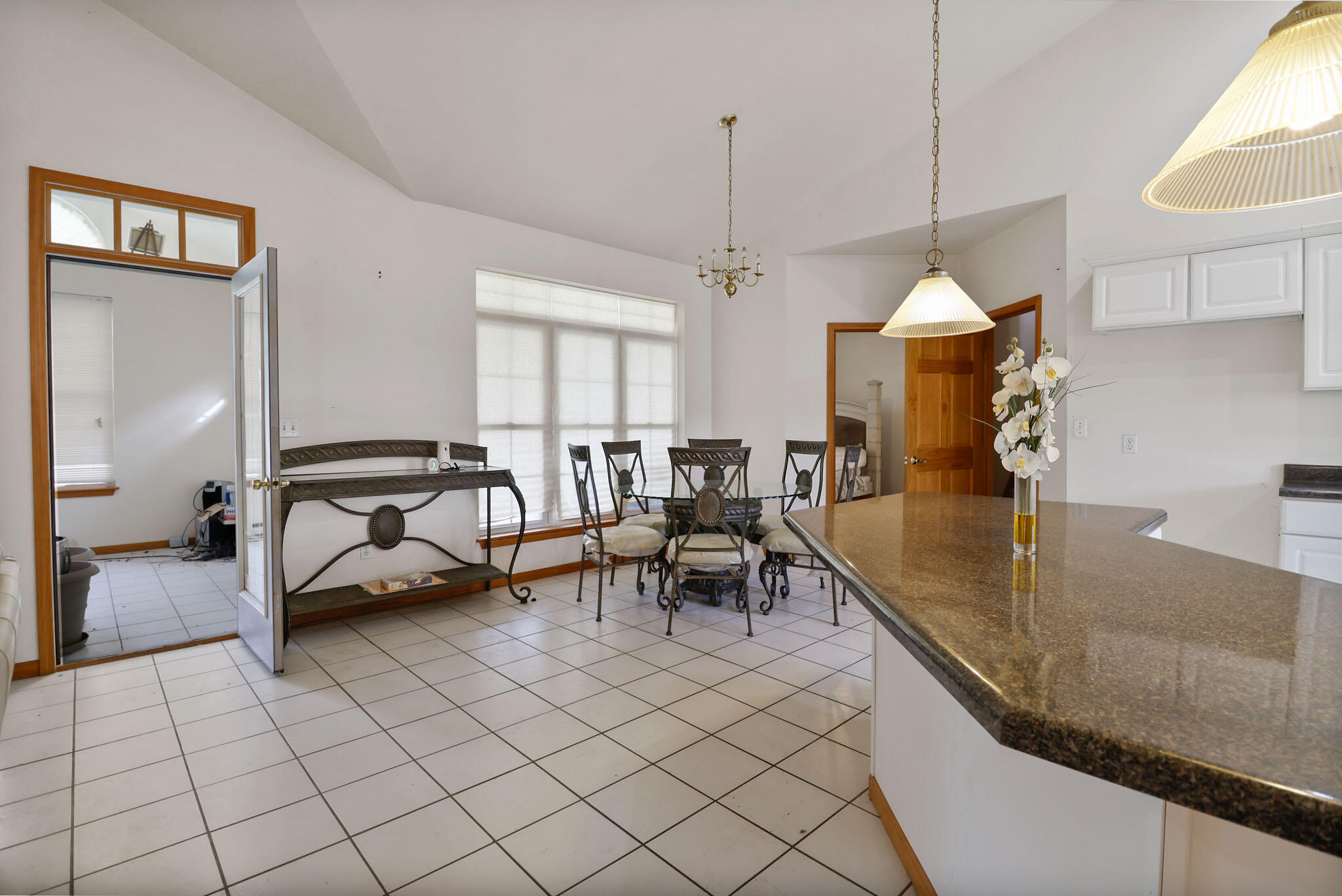 2829 Cheryl Street Portage, IN 46368 - Photo 4 of 18 2048x1368