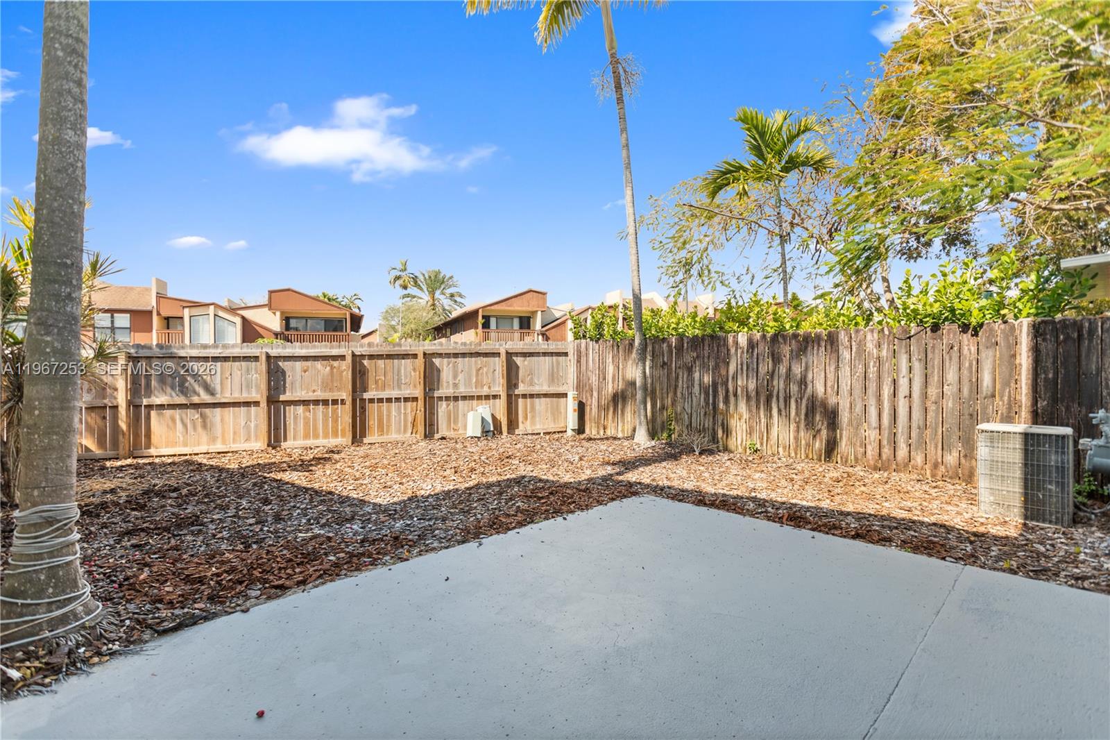 6502 Southwest 114th Avenue Miami, FL 33173 - Photo 12 of 68
