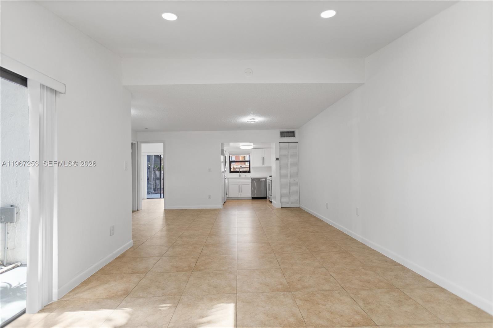 6502 Southwest 114th Avenue Miami, FL 33173 - Photo 13 of 68