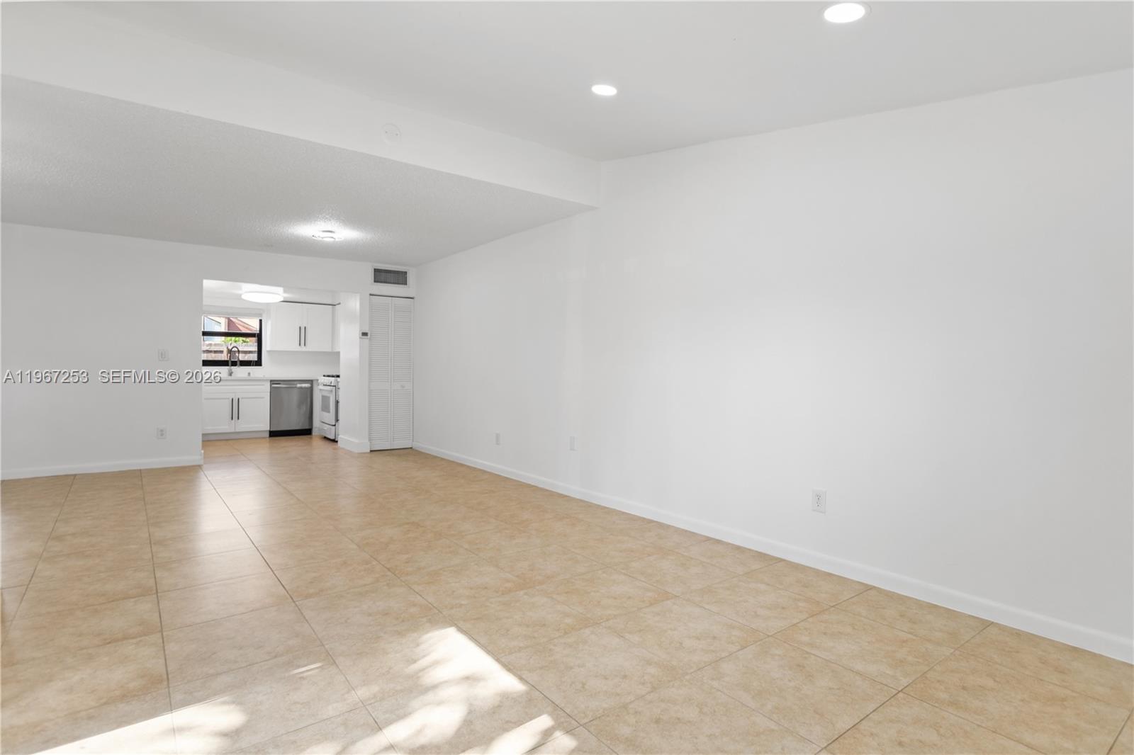 6502 Southwest 114th Avenue Miami, FL 33173 - Photo 26 of 68