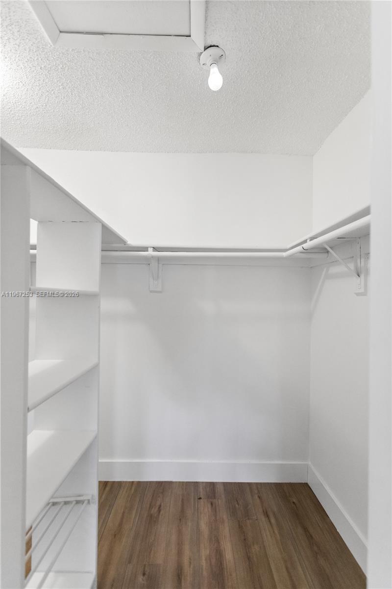 6502 Southwest 114th Avenue Miami, FL 33173 - Photo 49 of 68