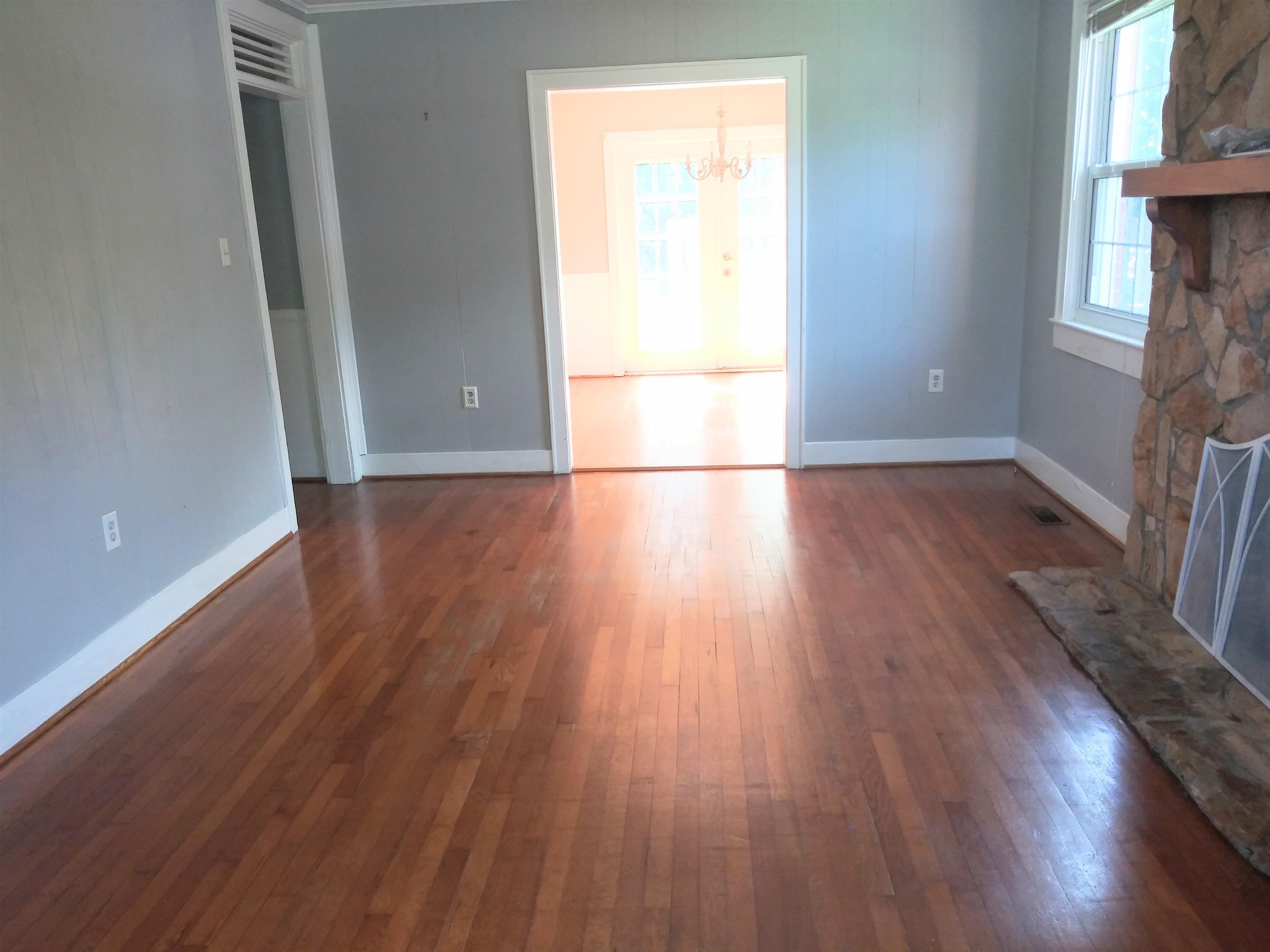 160 Gossett Road Spartanburg, SC 29307 - Photo 5 of 13 Gallery Image 5