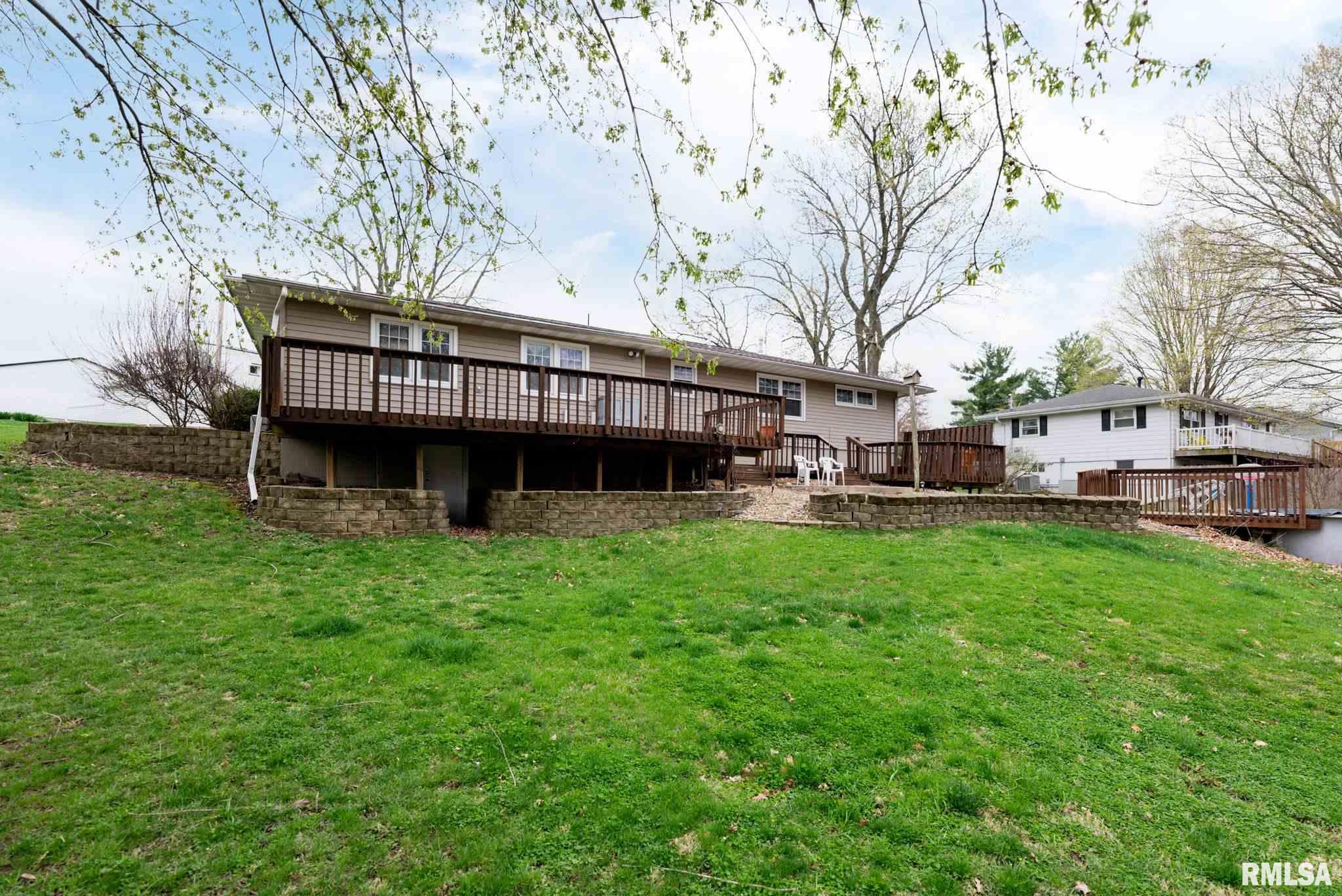 804 Springfield Road East Peoria, IL 61611 - Photo 33 of 39 Gallery Image 33