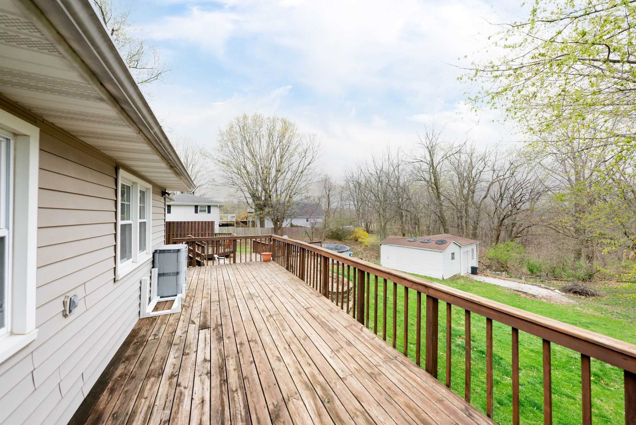 804 Springfield Road East Peoria, IL 61611 - Photo 37 of 39 Gallery Image 37