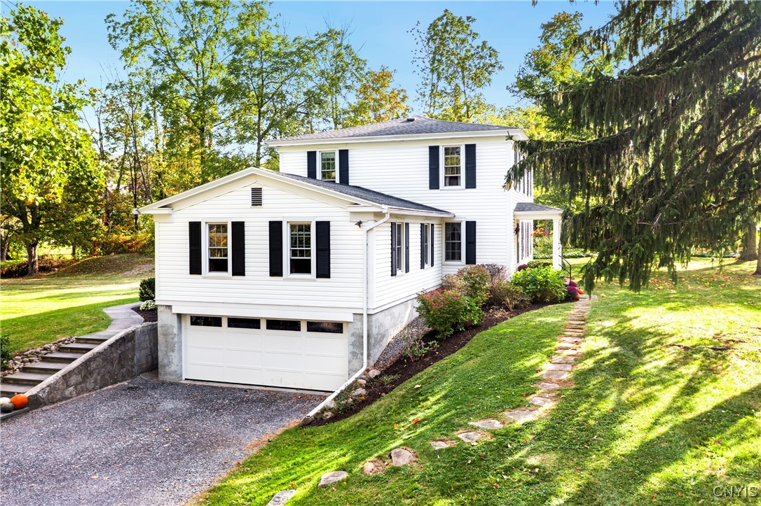 1667 Coon Hill Road Skaneateles, NY 13152 - Photo 3 of 40