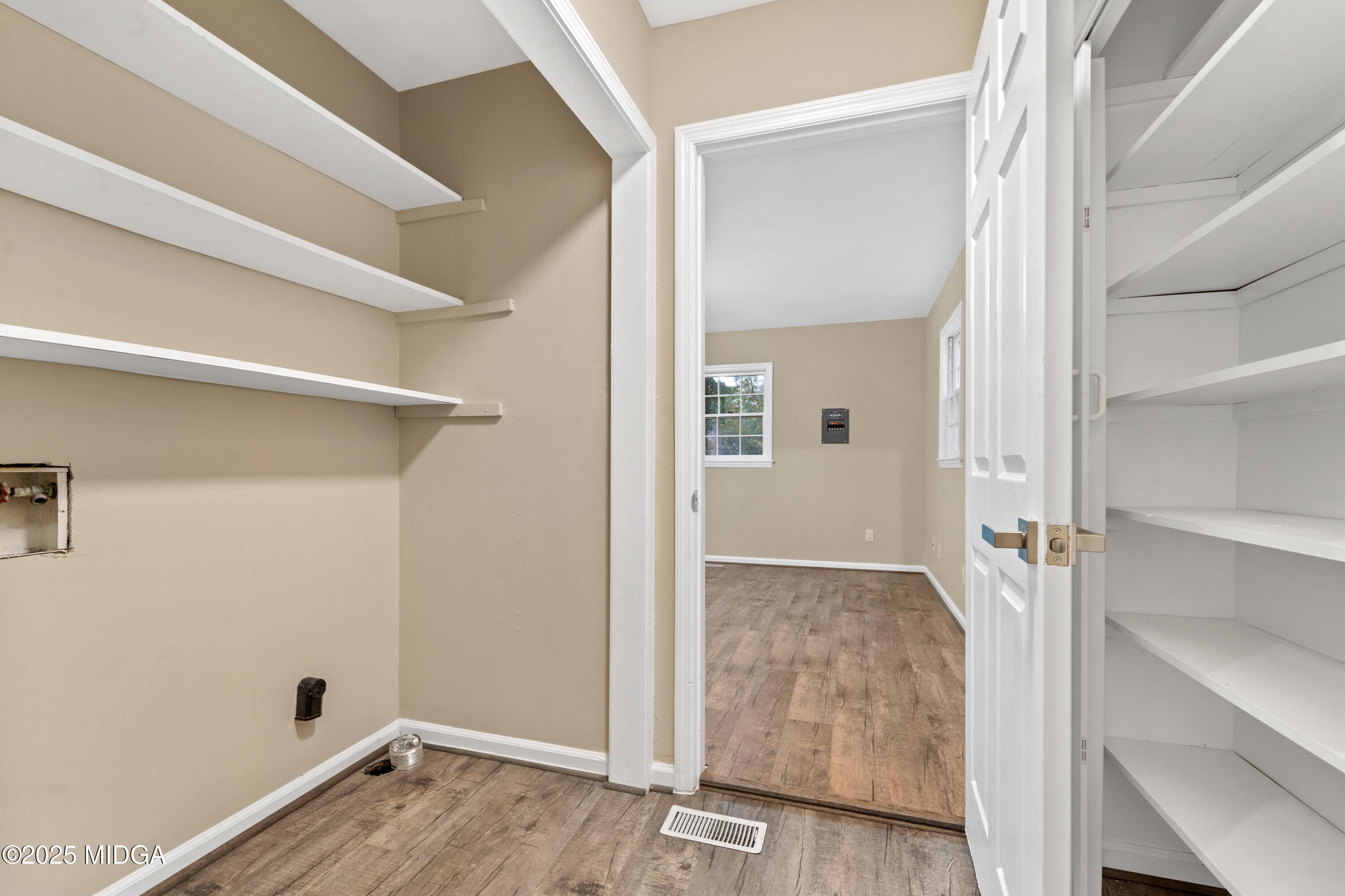1303 Forest Hill Road Macon, GA 31210 - Photo 13 of 54 1303 Forest Hill Rd-09702