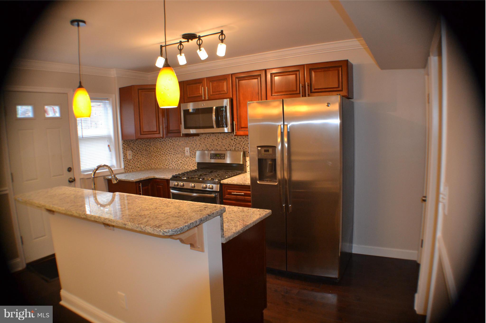 4221 Colborne Road Baltimore, MD 21229 - Photo 5 of 13 Kitchen