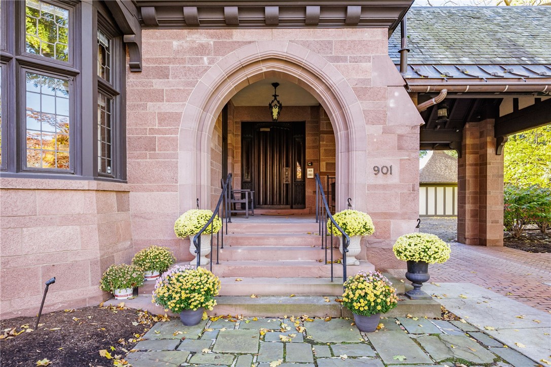 901 East Avenue, Unit D Rochester, NY 14607 - Photo 3 of 42