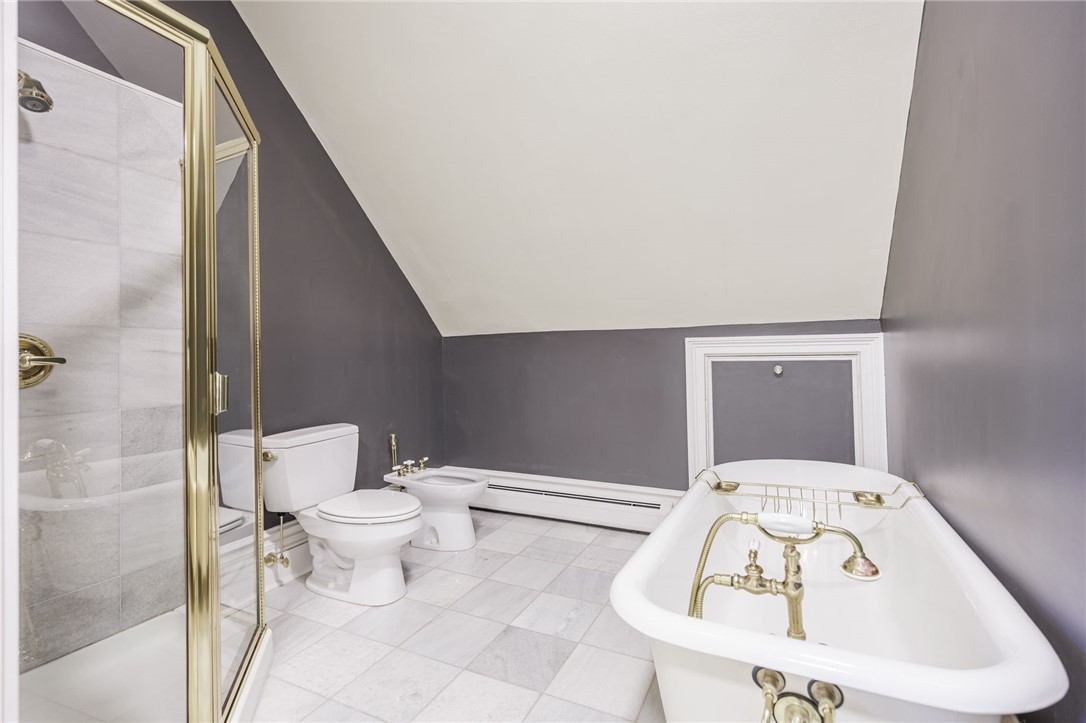 901 East Avenue, Unit D Rochester, NY 14607 - Photo 36 of 42