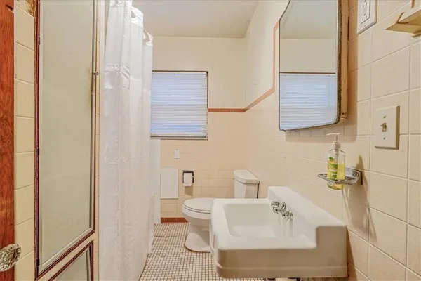 $229,000 | 1008 Edward Street, North Versailles, PA 15137