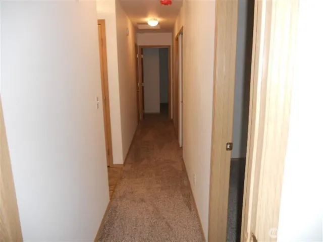 $2,895 | 5711 10th Avenue West, Everett, WA 98203