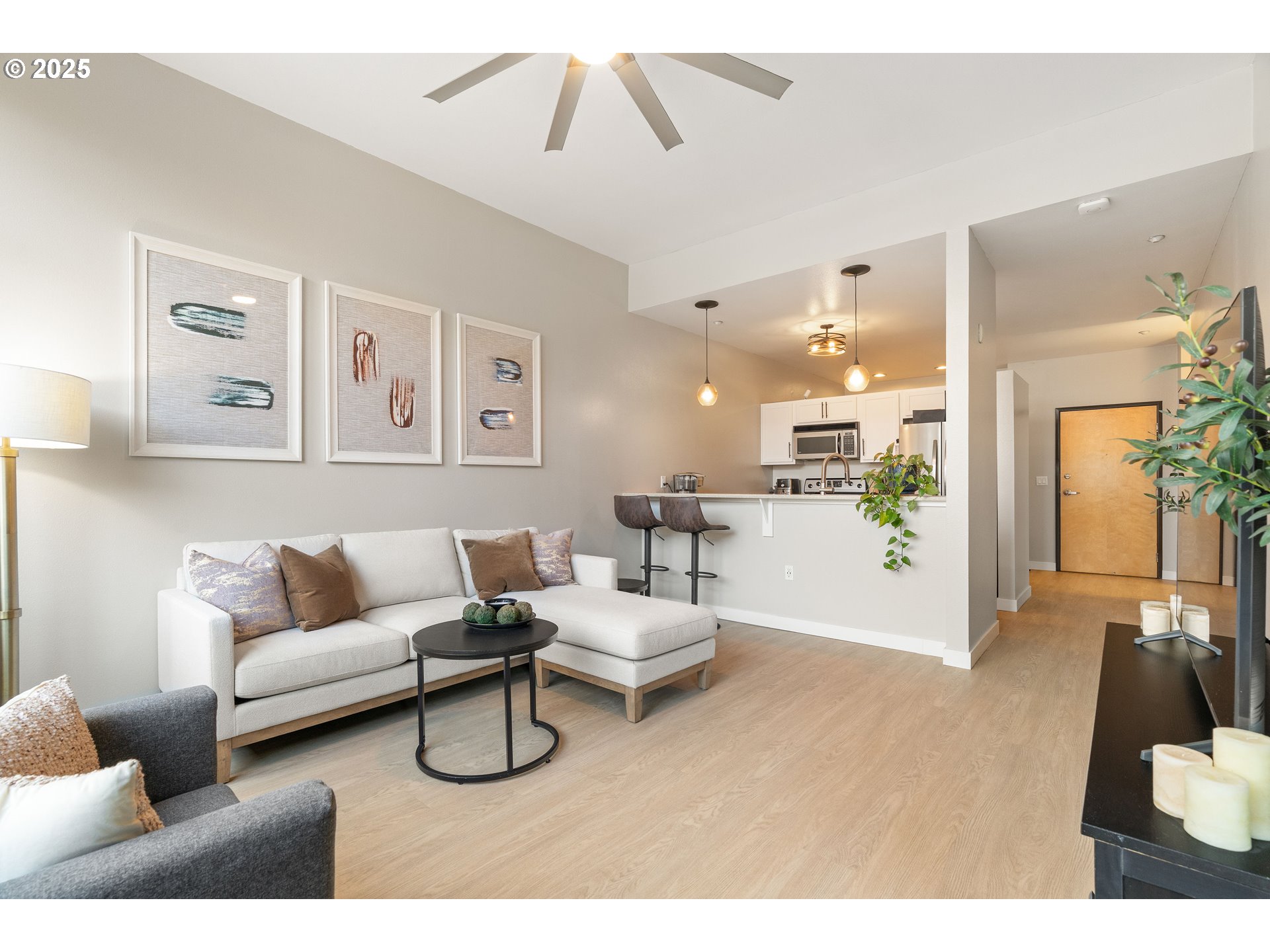 1125 Northwest 9th Avenue, Unit 517 Portland, OR 97209 - Photo 16 of 45