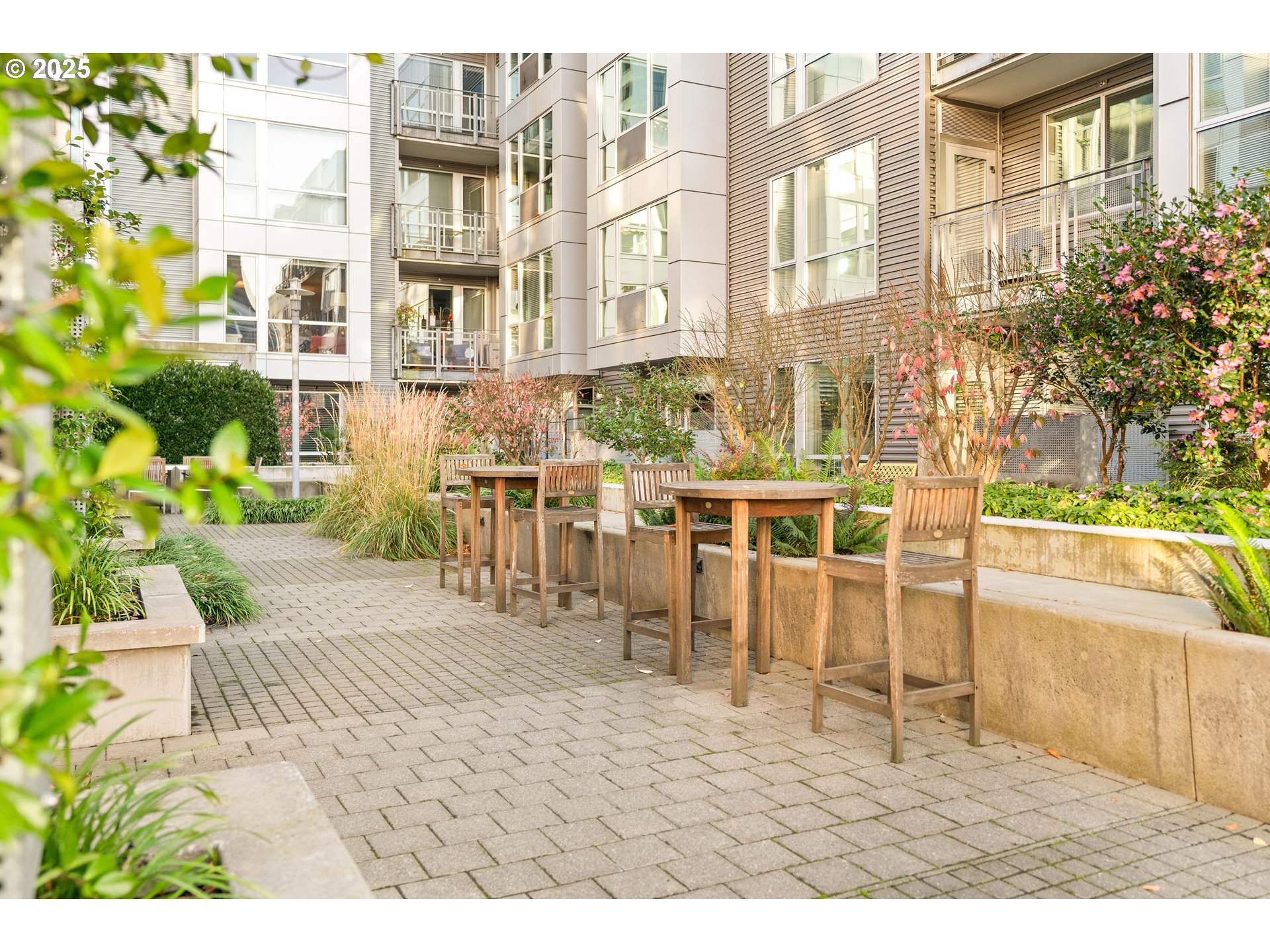 1125 Northwest 9th Avenue, Unit 517 Portland, OR 97209 - Photo 33 of 45