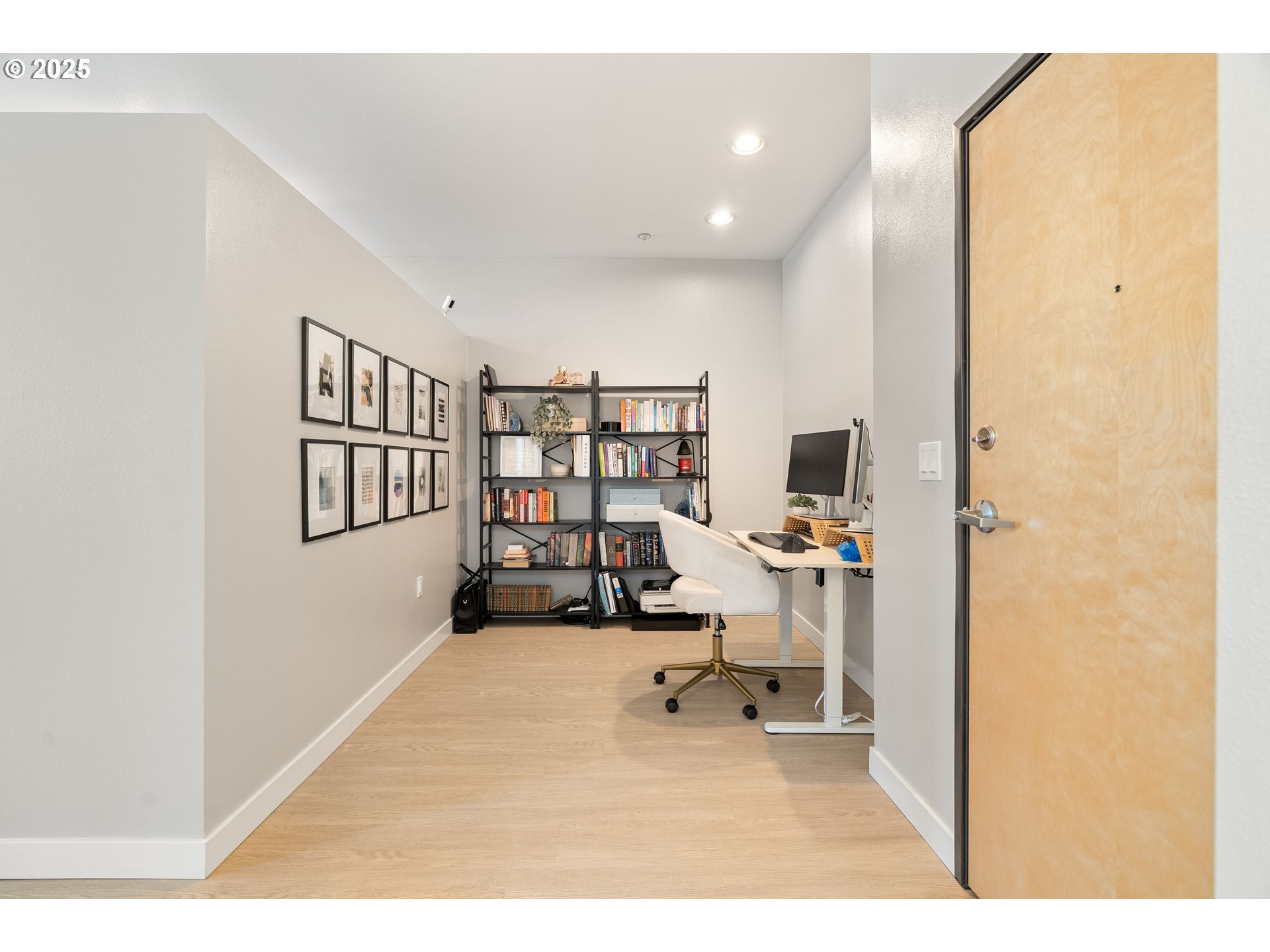 1125 Northwest 9th Avenue, Unit 517 Portland, OR 97209 - Photo 5 of 45