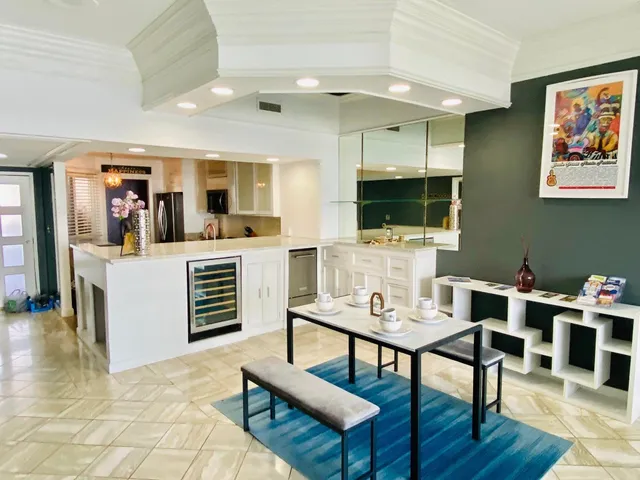 $705,000 | 200 Wagner Place, Unit 102, Memphis, TN 38103