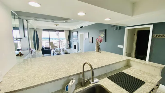 $705,000 | 200 Wagner Place, Unit 102, Memphis, TN 38103