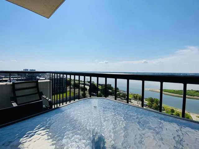 $705,000 | 200 Wagner Place, Unit 102, Memphis, TN 38103