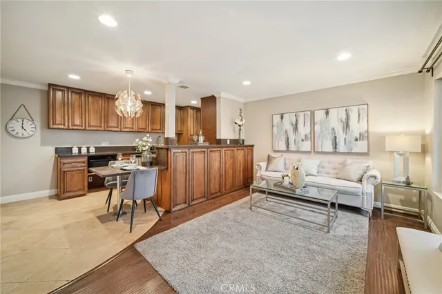 $335,000 | 1405 East 1st Street, Unit 6, Long Beach, CA 90802