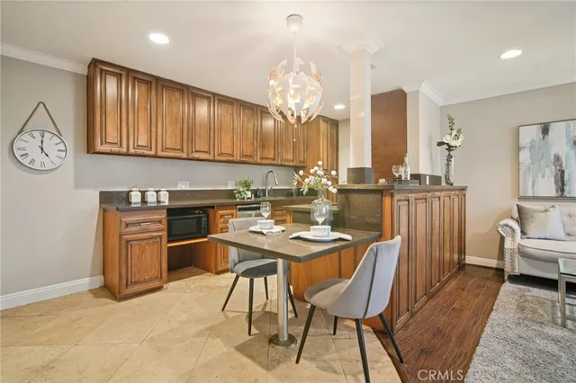 $335,000 | 1405 East 1st Street, Unit 6, Long Beach, CA 90802