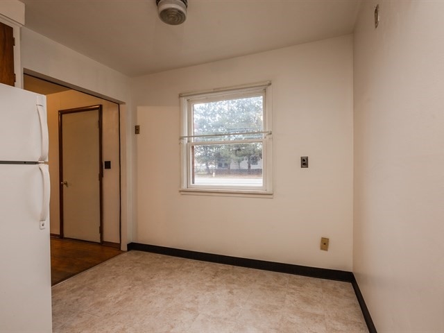 213 North Barker Road Greenacres, WA 99016 - Photo 9 of 20 Gallery Image 9