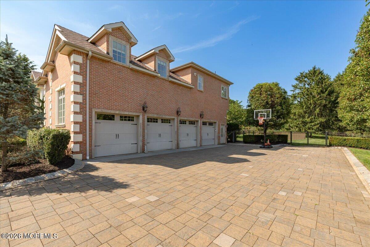 78 Crawfords Corner Road Holmdel, NJ 07733 - Photo 79 of 95 121-3V0A6984