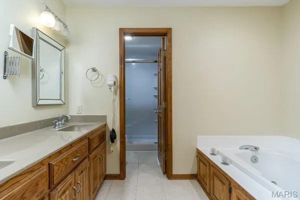 $289,900 | 1808 Magnolia Drive, Lebanon, MO 65536