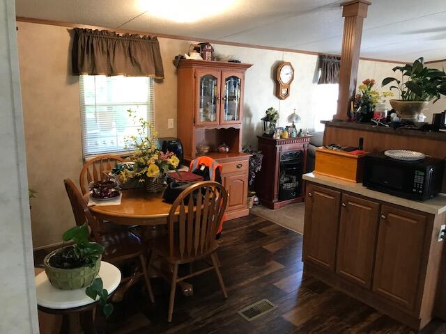 119 Holly Road Beattyville, KY 41311 - Photo 8 of 16 IMG_9086