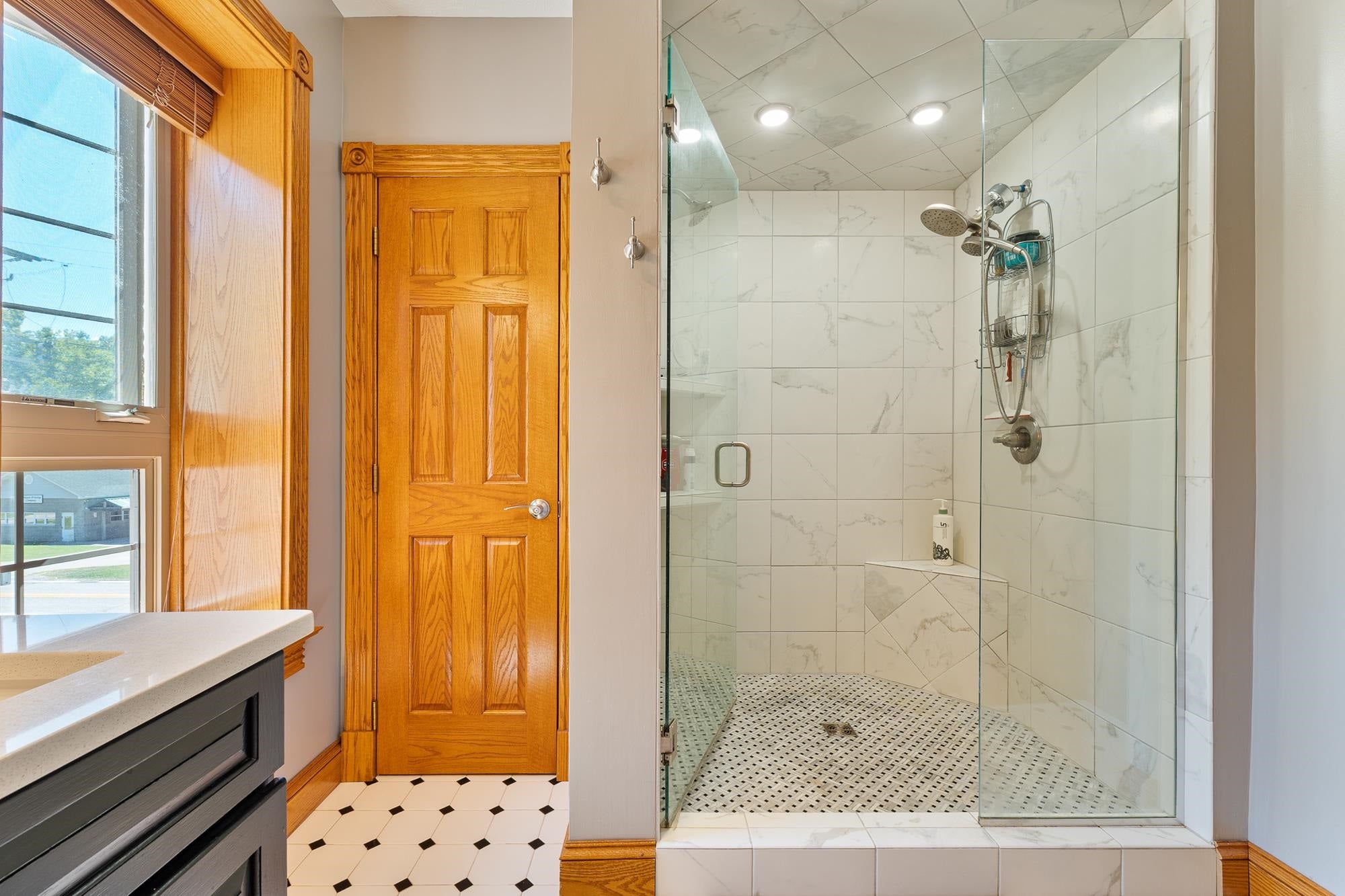 1915 Green Valley Road Huntington, WV 25701 - Photo 19 of 32 Gallery Image 19