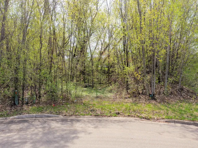 $219,900 | 1792 Cheri Court, White Bear Lake, MN 55110