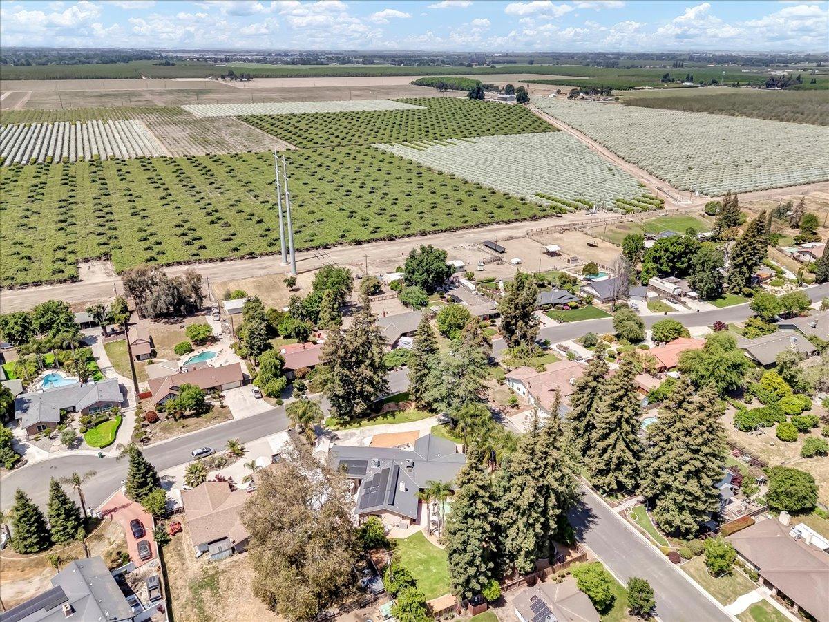 30960 Tower Road Visalia, CA 93292 - Photo 33 of 76 a view of a city and an ocean view