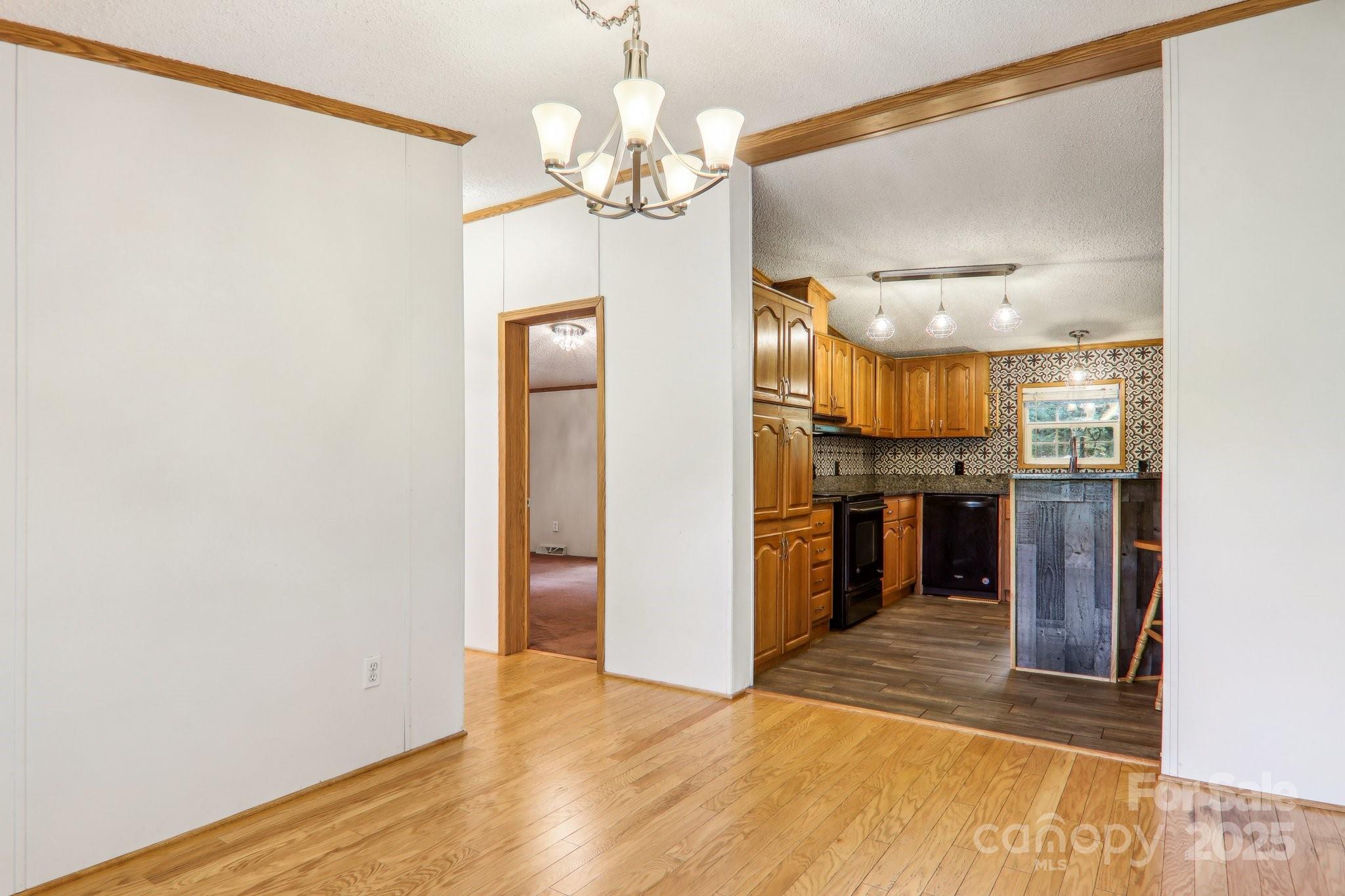 18 Spencer Road Candler, NC 28715 - Photo 13 of 48 Gallery Image 13
