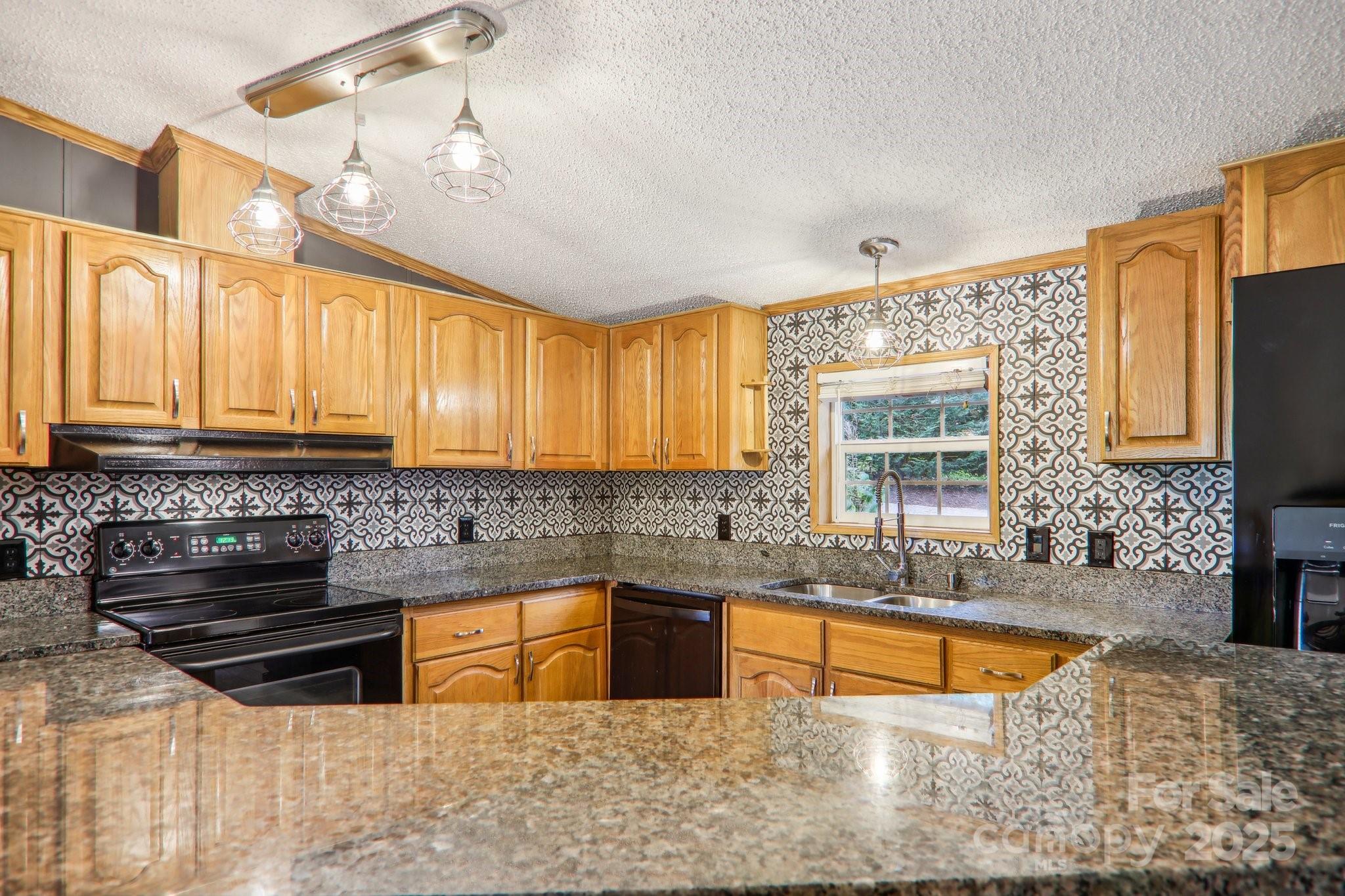 18 Spencer Road Candler, NC 28715 - Photo 18 of 48 Gallery Image 18