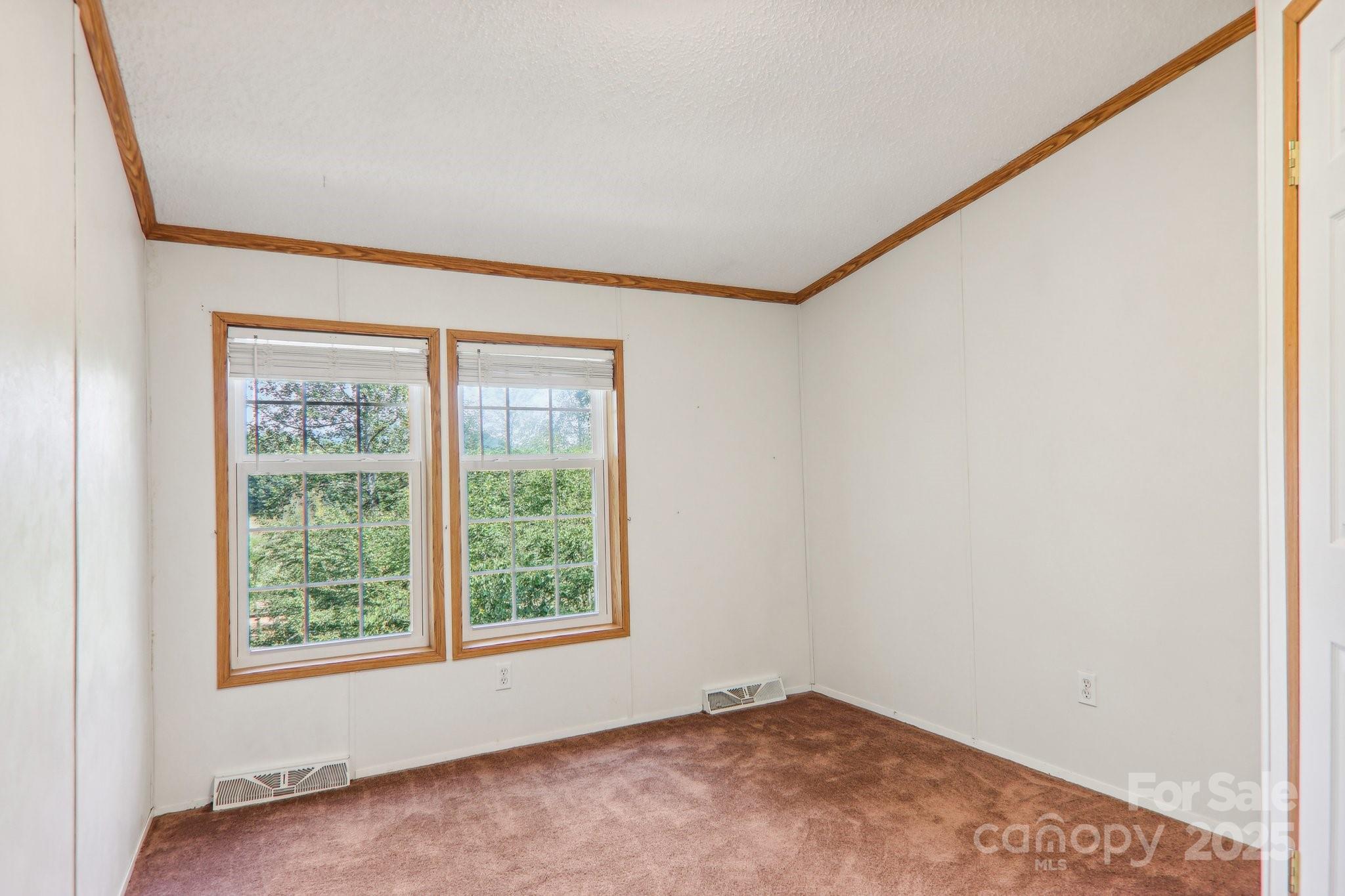 18 Spencer Road Candler, NC 28715 - Photo 31 of 48 Gallery Image 31