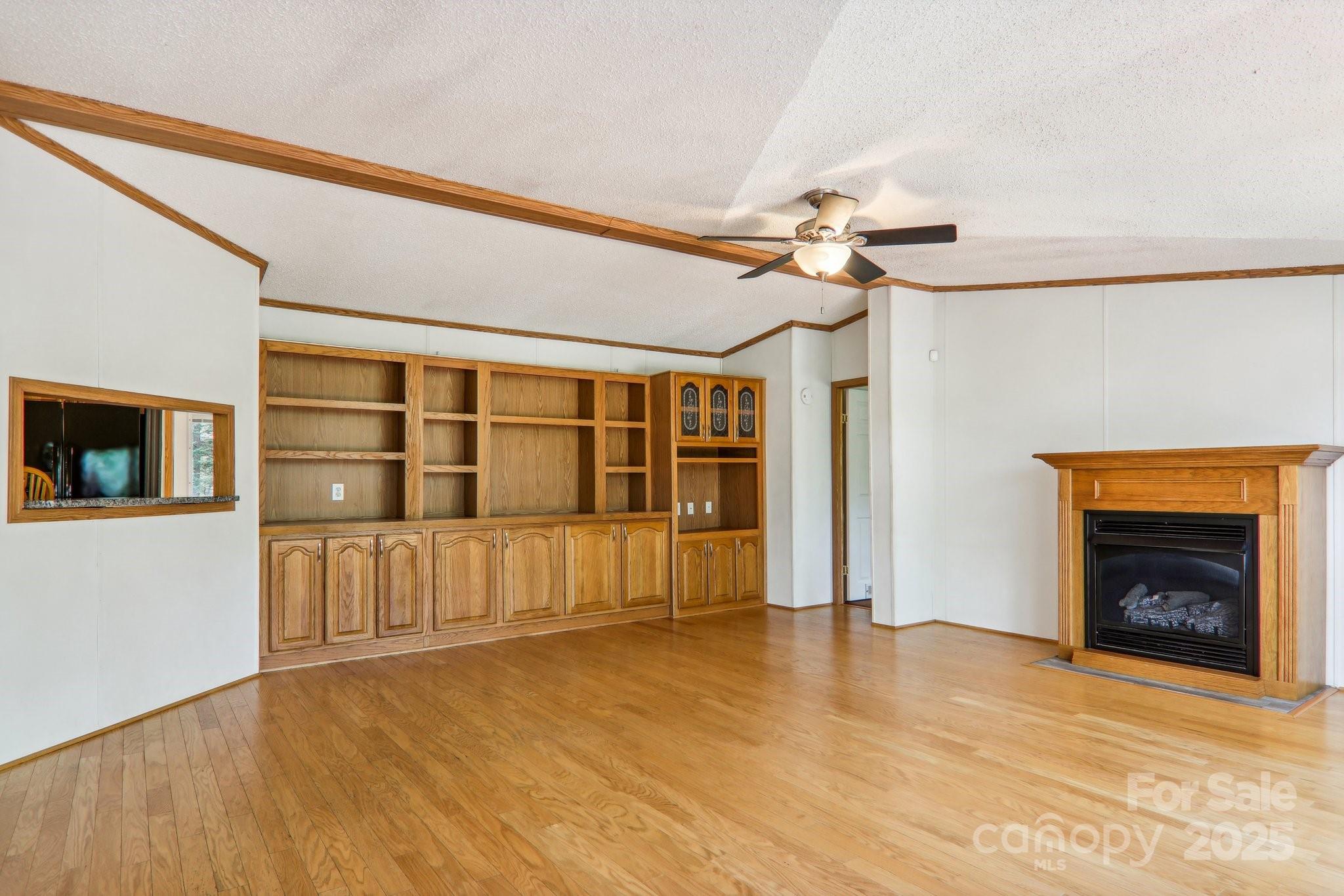 18 Spencer Road Candler, NC 28715 - Photo 9 of 48 Gallery Image 9