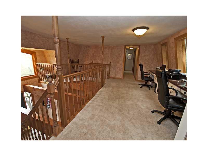 332 Country Club Road Washington, PA 15301 - Photo 14 of 24 Studio/Study/Office. Large loft is currently being used as an office.