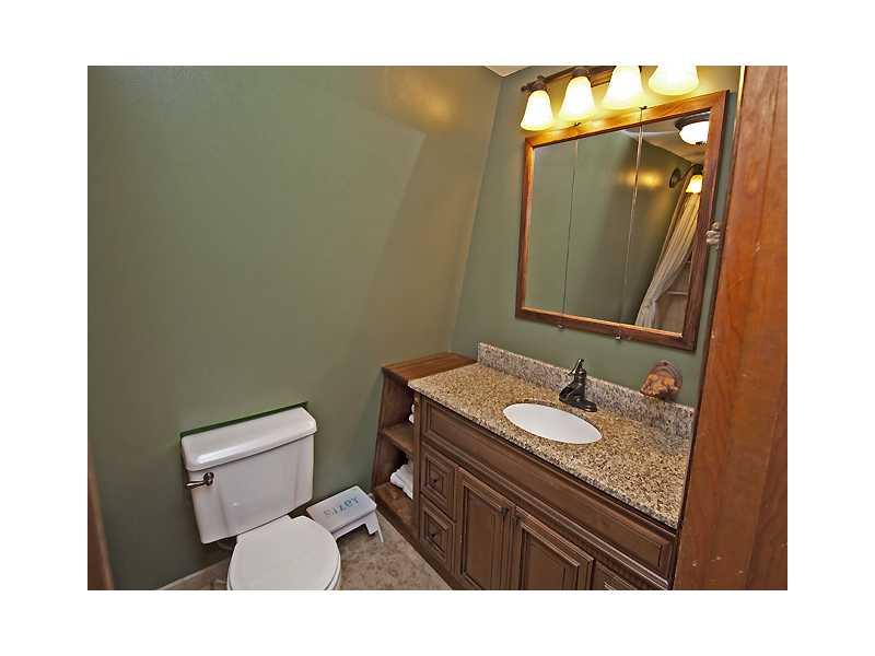 332 Country Club Road Washington, PA 15301 - Photo 19 of 24 Full Bath. Granite countertop in upstairs full bath