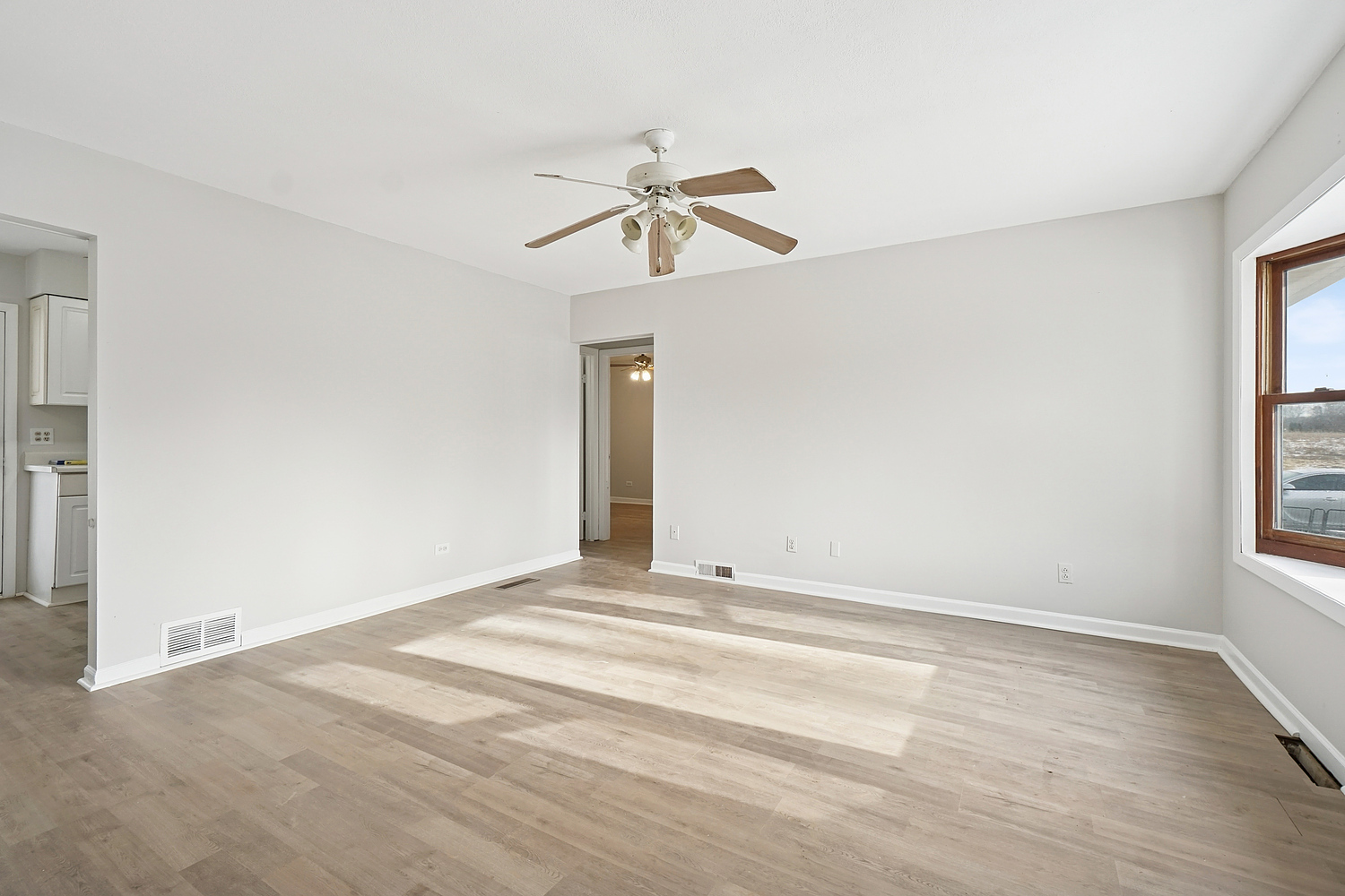 1626 Rice Street Waukegan, IL 60087 - Photo 6 of 17