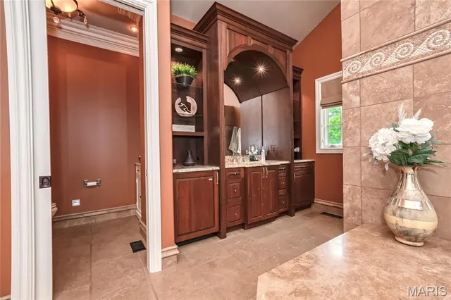 $5,950,000 | 4 Slate River Way, Wentzville, MO 63385