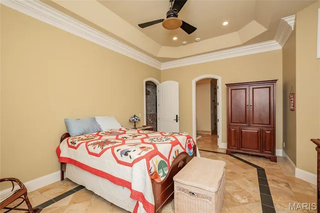 $5,950,000 | 4 Slate River Way, Wentzville, MO 63385