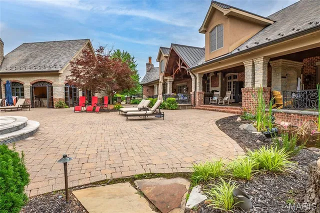 $5,950,000 | 4 Slate River Way, Wentzville, MO 63385