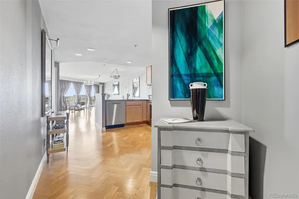 $299,000 | 100 Park Avenue West, Unit 2006, Denver, CO 80205