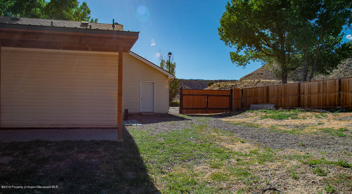 3022 Howard Avenue Rifle, CO 81650 - Photo 27 of 27 23