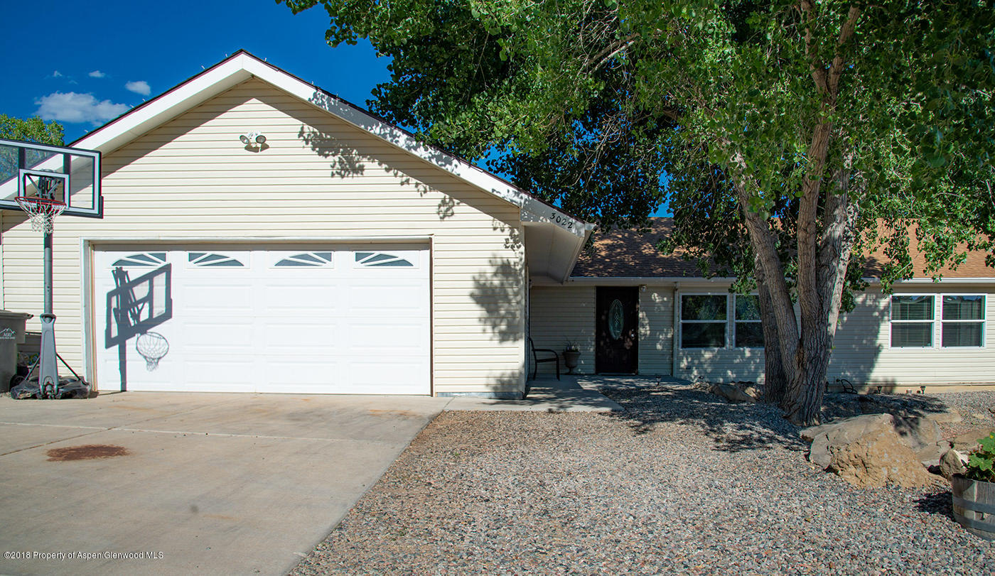 3022 Howard Avenue Rifle, CO 81650 - Photo 3 of 27 26